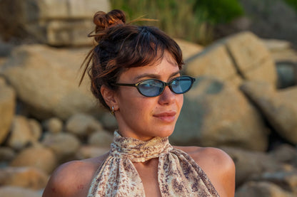 Trendy Sleek Oval Sunglasses