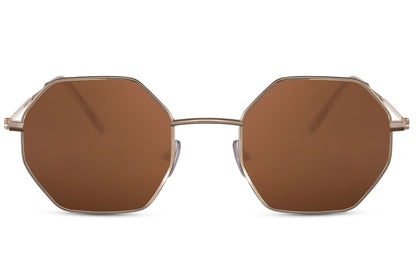 brown amber lens sunglass for casual cafe hoppings on the streets of spain
