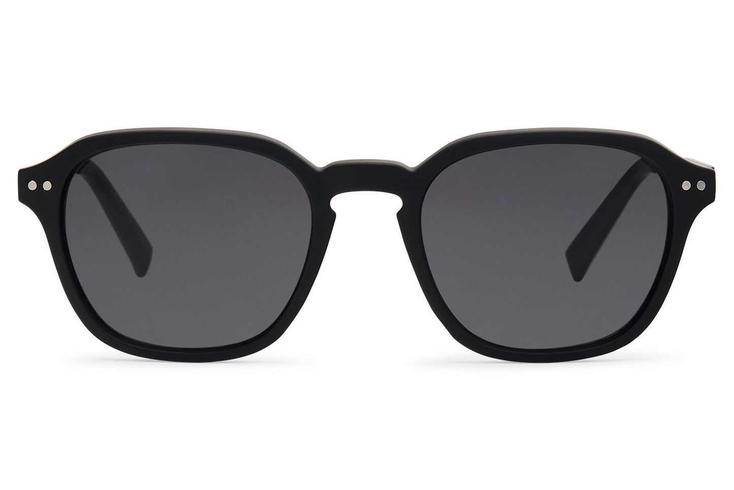 minimal design wayfarer sunglass designed for men & women with the retro touch