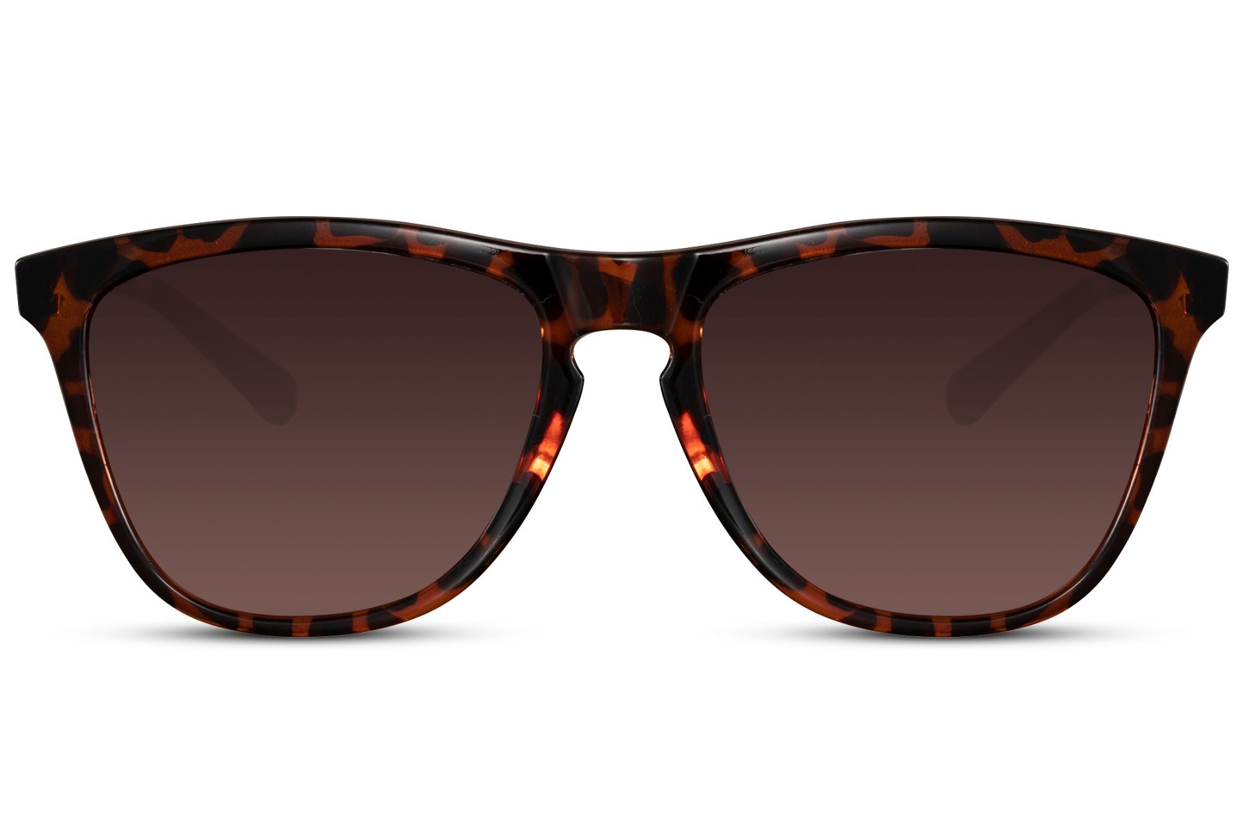 leopard print sunglasses for women giving full retro vibes