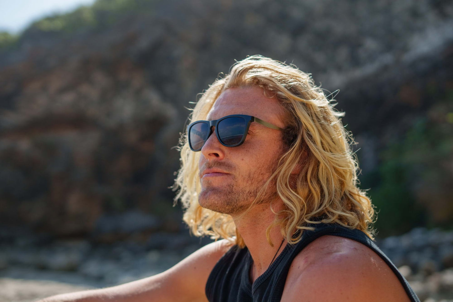 man wearing modern wayfarer giving him modern and casual look
