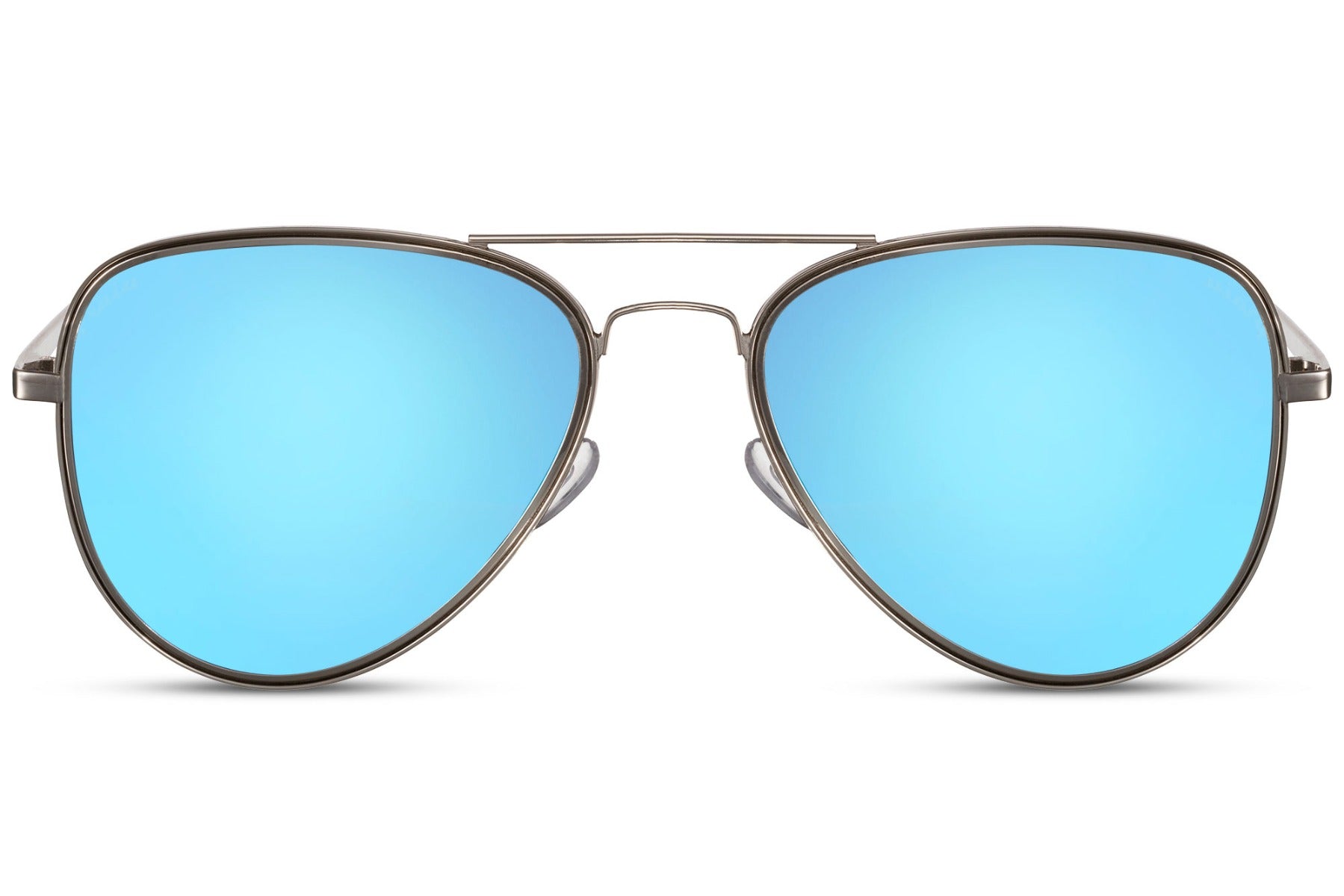 Light blue lens aviator sunglasses for coastal travel looks, perfect for seaside outfits and summer fashion styling
