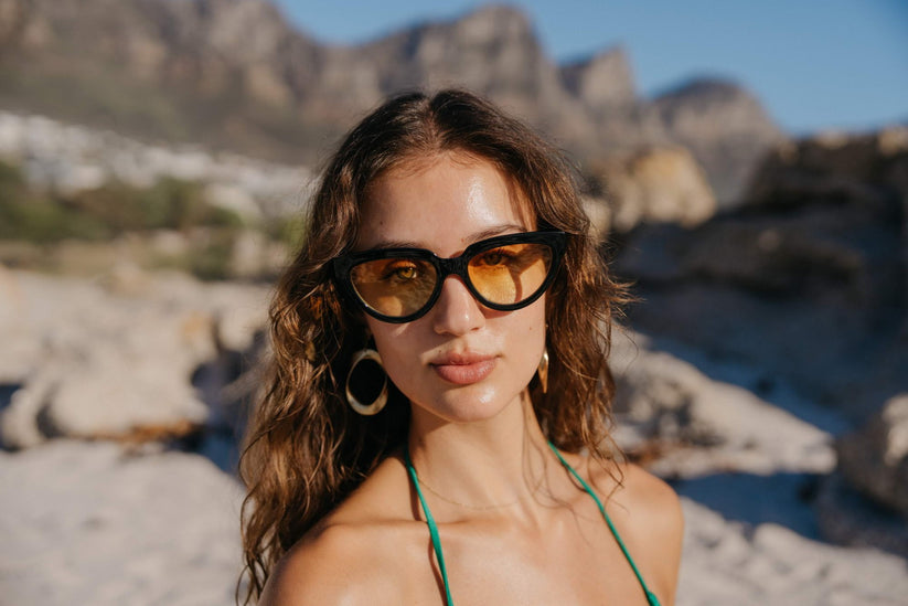Vintage Black Cat-Eye Sunglasses