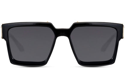 European oversized square sunglasses with black frame and dark lenses, modern women sunglasses for luxury everyday style, perfect for travel, city outfits and summer wear