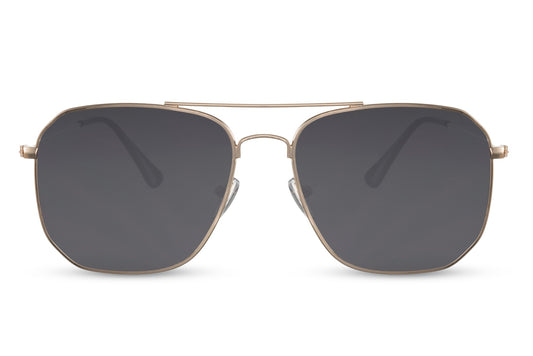 Modern aviator sunglasses with black metal frame and UV400 lenses, designed for everyday wear and clean minimal styling