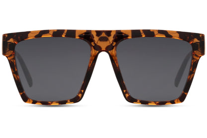 Oversized tortoiseshell sunglasses with bold frame design, trendy women sunglasses for summer outfits, holidays and statement looks