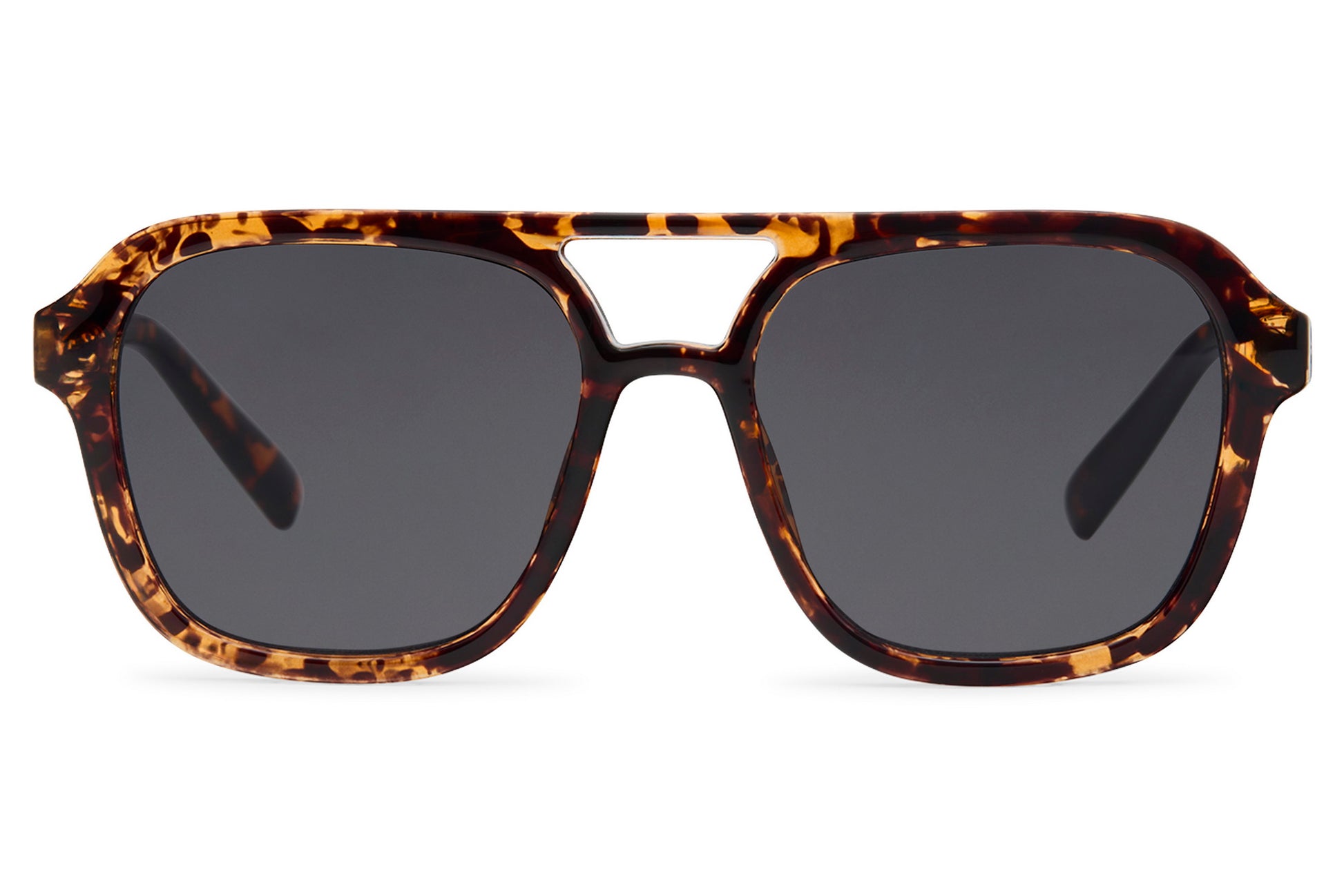 tortoiseshell frame aviator sunglasses with tinted lenses, designed for bold and trendy fashion looks