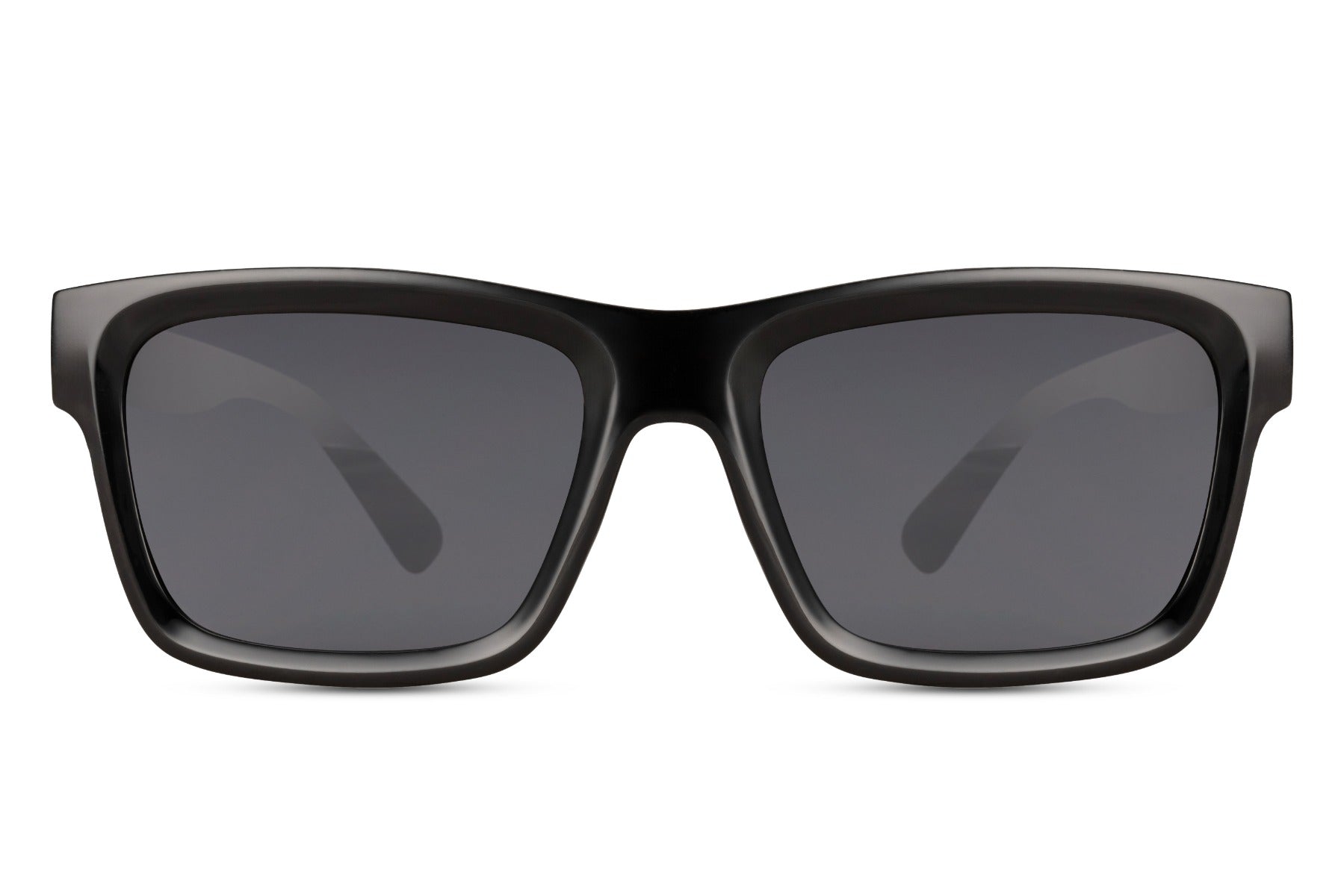 thick black frame sunglass in unisex style, great for long drives and night party looks